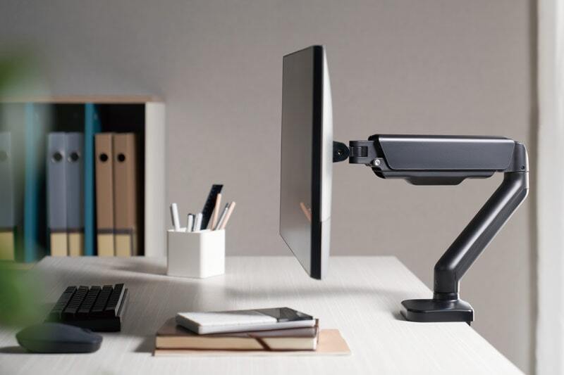Superior full motion monitor beslag